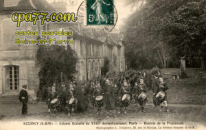 Luzancy (Seine-et-Marne) - Colonie Scolaire du XVIII° Arrondissement, Paris – Rentrée de la Promenade