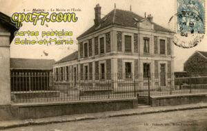 Maincy (Seine-et-Marne) - La Mairie et l&rsquo;Ecole