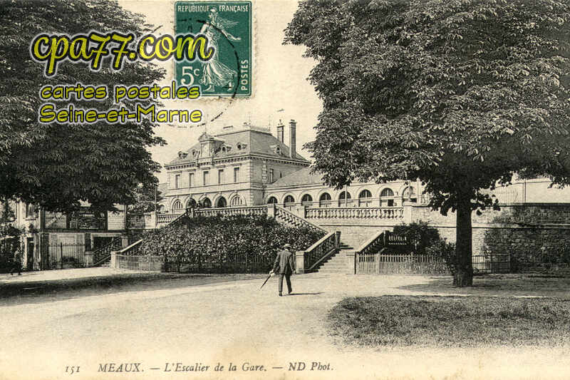 Meaux (Seine-et-Marne) - L&rsquo;escalier de la Gare