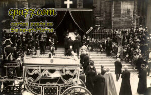 Meaux (Seine-et-Marne) - Funérailles de Mgr de Briey, Evêque de Meaux