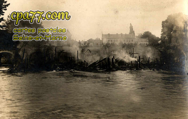 Meaux (Seine-et-Marne) - Les Moulins après l&rsquo;incendie