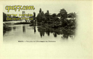 Meaux (Seine-et-Marne) - Vue prise de la Promenade des Trinitaires