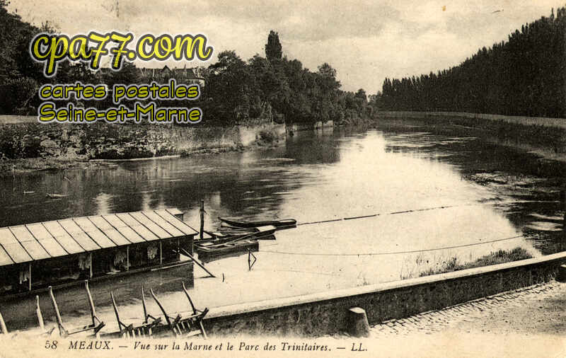 Meaux (Seine-et-Marne) - Vue de la Marne et le Parc des Trinitaires