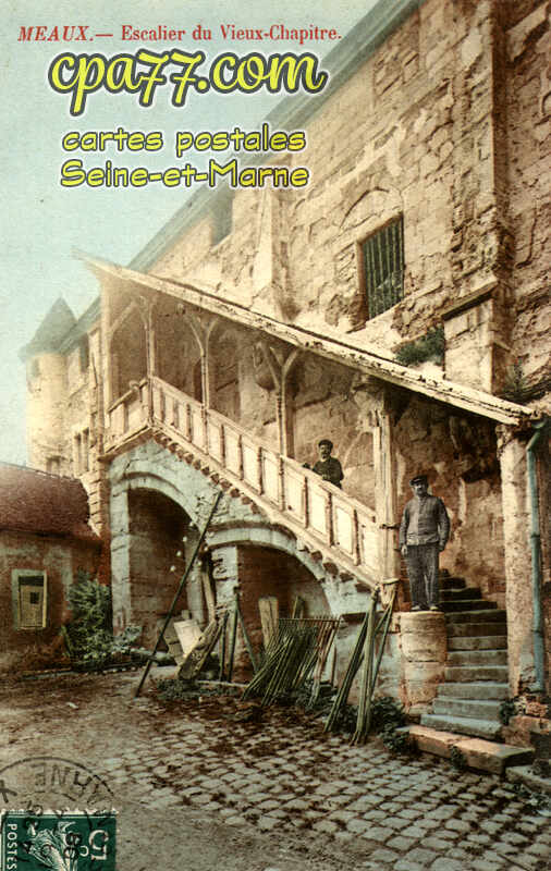 Meaux (Seine-et-Marne) - Escalier du Vieux-Chapitre