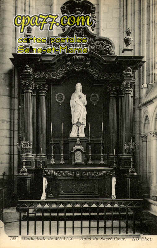 Meaux (Seine-et-Marne) - Cathédrale – Autel du Sacré-Coeur