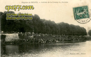 Meaux (Seine-et-Marne) - Régates de Meaux – Arrivée de la Course à 4 Seniors