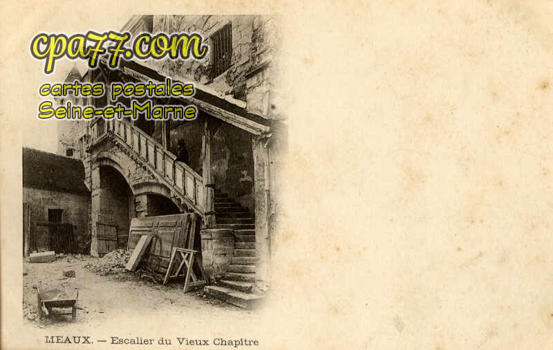 Meaux (Seine-et-Marne) - Escalier du Vieux Chapître