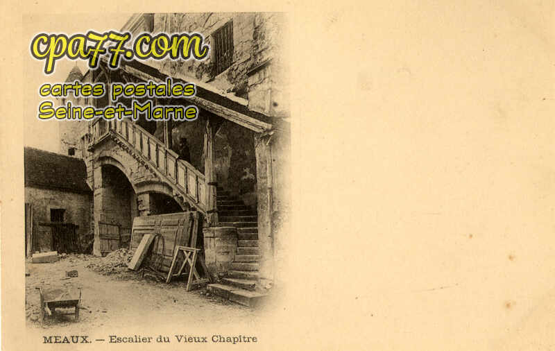 Meaux (Seine-et-Marne) - Escalier du Vieux Chapître