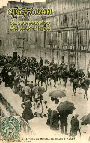 Meaux (Seine-et-Marne) - Arrivée du Ministre du Travail à Meaux