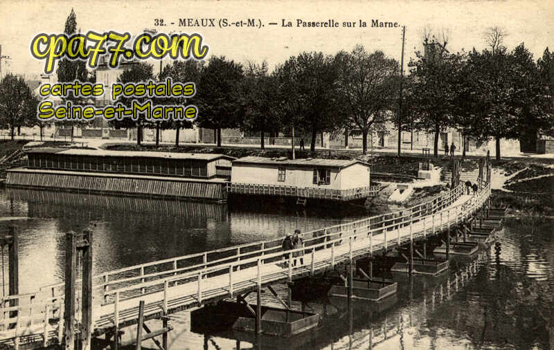 Meaux (Seine-et-Marne) - La Passerelle sur la Marne