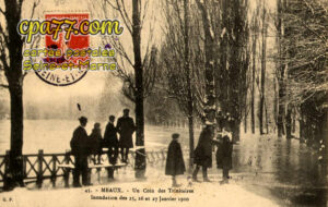Meaux (Seine-et-Marne) - Un Coin des Trinitaires – Inondation des 25,26 et 27 Janvier 1910