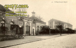 Melun (Seine-et-Marne) - Collège Jacques Amyot
