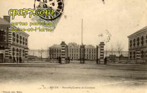 Melun (Seine-et-Marne) - Nouvelle Caserne de Cavalerie