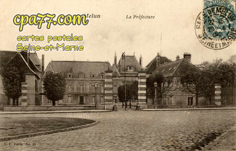Melun (Seine-et-Marne) - La Préfecture
