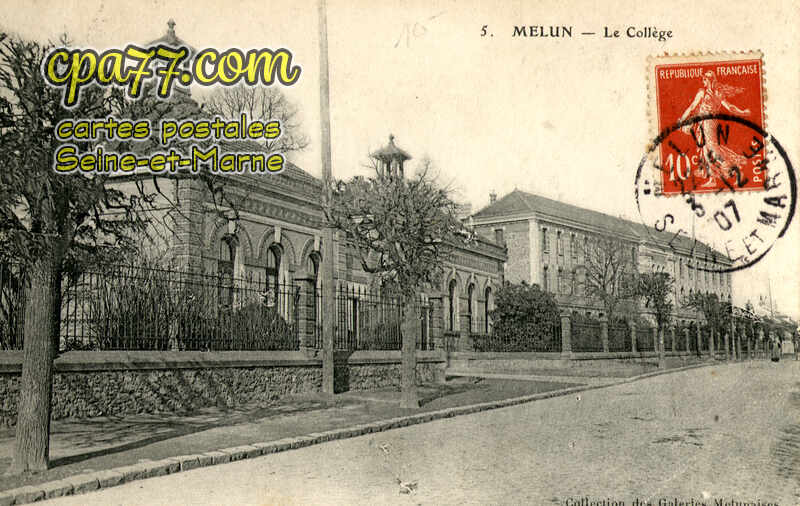 Melun (Seine-et-Marne) - Le Collège