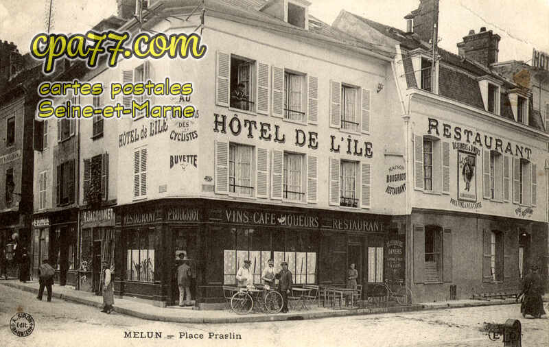 Melun (Seine-et-Marne) - Place Praslin