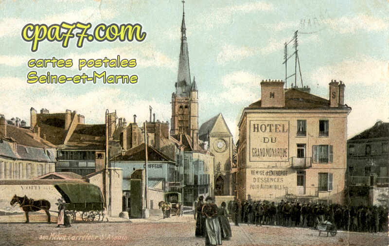 Melun (Seine-et-Marne) - Carrefour Saint-Aspais