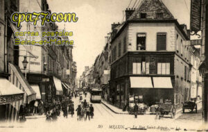 Melun (Seine-et-Marne) - La Rue Saint-Aspais