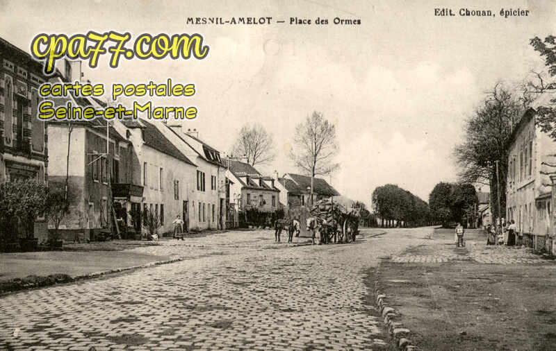 Le Mesnil Amelot (Seine-et-Marne) - Place des Ormes