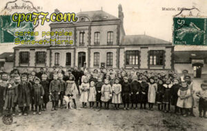 Messy (Seine-et-Marne) - Mairie, Ecole