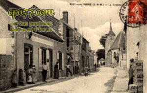 Misy Sur Yonne (Seine-et-Marne) - La Grande Rue