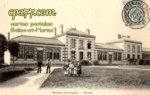 Moissy Cramayel (Seine-et-Marne) - Ecole