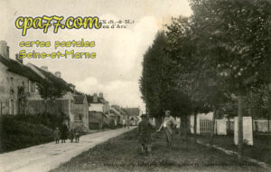 Montceaux Lès Meaux (Seine-et-Marne) - Rue de Saint-Jean et le Jeu d&rsquo;Arc