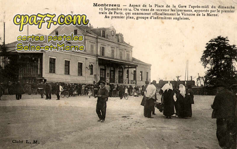 Montereau Fault Yonne (Seine-et-Marne) - Place de la Gare
