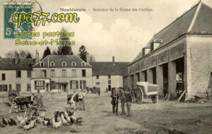 Montévrain (Seine-et-Marne) - Intérieur de la Ferme des Corbins