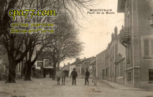 Montévrain (Seine-et-Marne) - Place de la Mairie