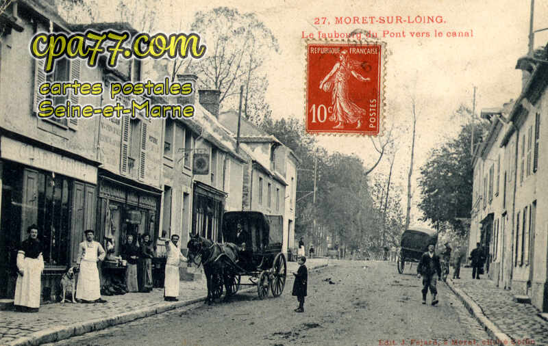 Moret Sur Loing (Seine-et-Marne) - Le Faubourg du Pont vers le canal