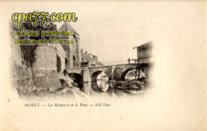 Moret Sur Loing (Seine-et-Marne) - Les Remparts et le Pont