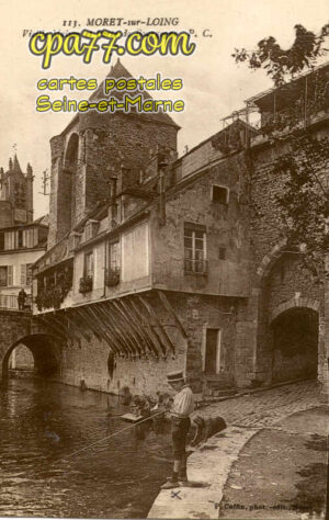 Moret Sur Loing (Seine-et-Marne) - Vieille Maison et Porte de Bourgogne