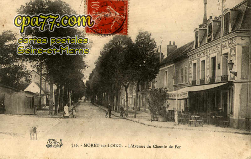 Moret Sur Loing (Seine-et-Marne) - L&rsquo;Avenue du Chemin de Fer