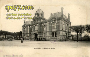 Mormant (Seine-et-Marne) - Hôtel de Ville