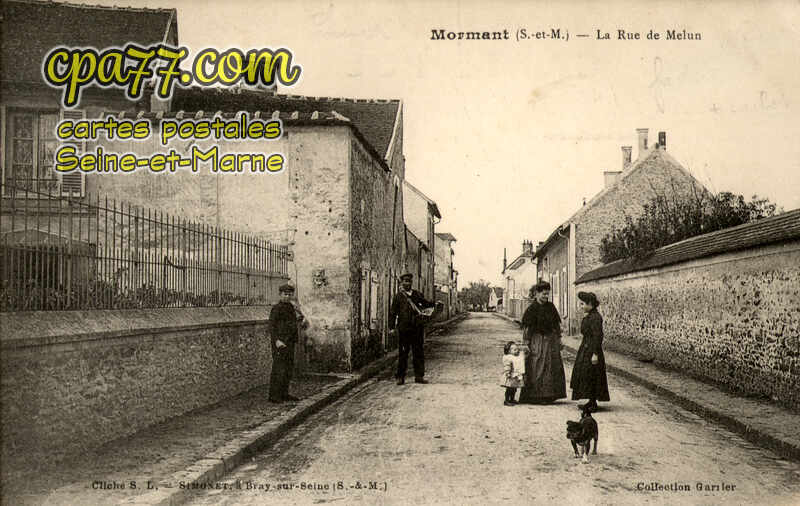 Mormant (Seine-et-Marne) - La Rue de Melun