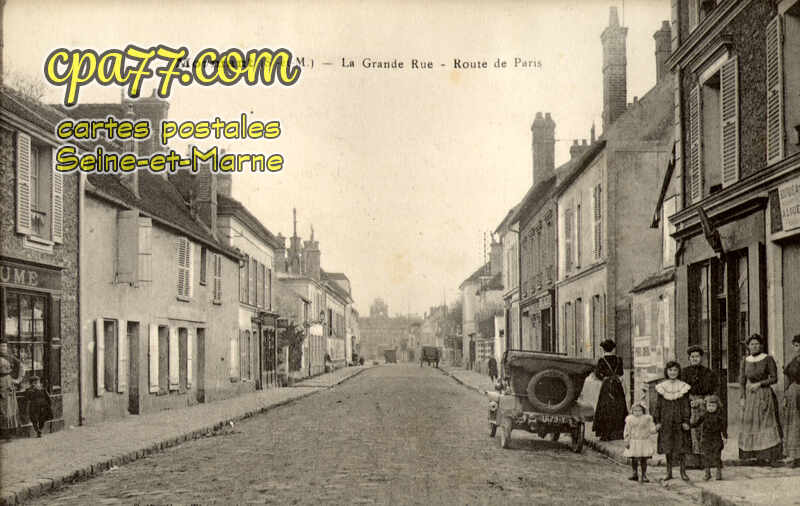 Mormant (Seine-et-Marne) - La Grande Rue – Route de Paris