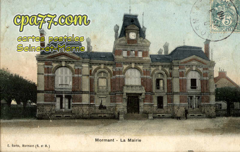 Mormant (Seine-et-Marne) - La Mairie