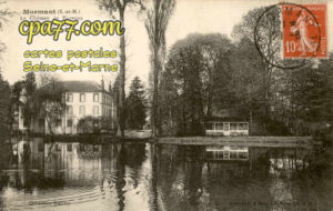 Mormant (Seine-et-Marne) - Le Château de Bisseaux – Vue prise de l&rsquo;Etang
