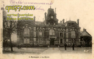 Mormant (Seine-et-Marne) - La Mairie