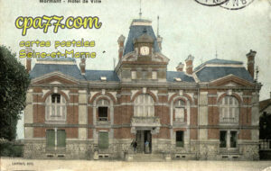 Mormant (Seine-et-Marne) - Hôtel de Ville