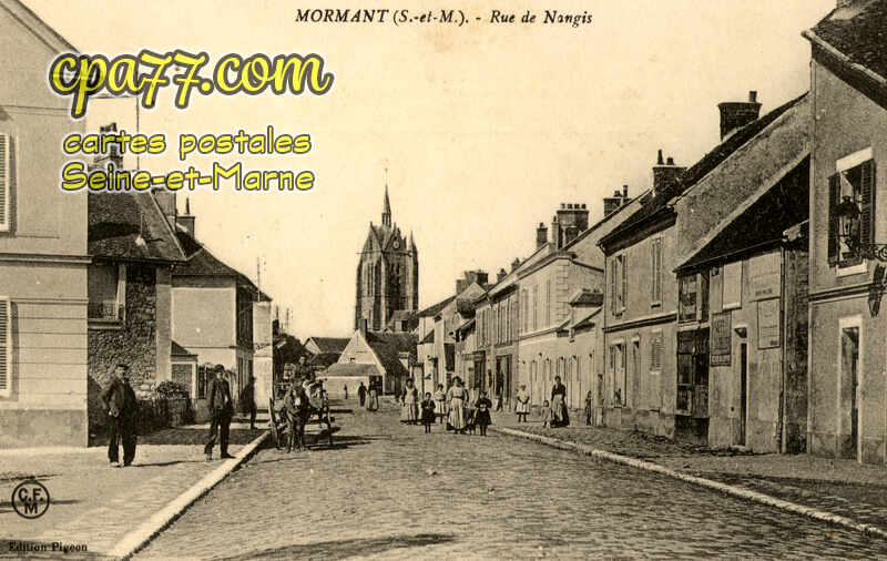 Mormant (Seine-et-Marne) - Rue de Nangis