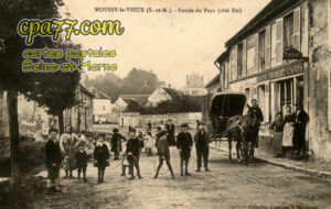 Moussy Le Vieux (Seine-et-Marne) - Entrée du pays (côté Est)