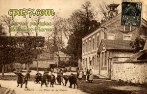 Nandy (Seine-et-Marne) - La Place de la Mairie