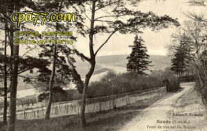 Nandy (Seine-et-Marne) - Point de vue sur les Roches