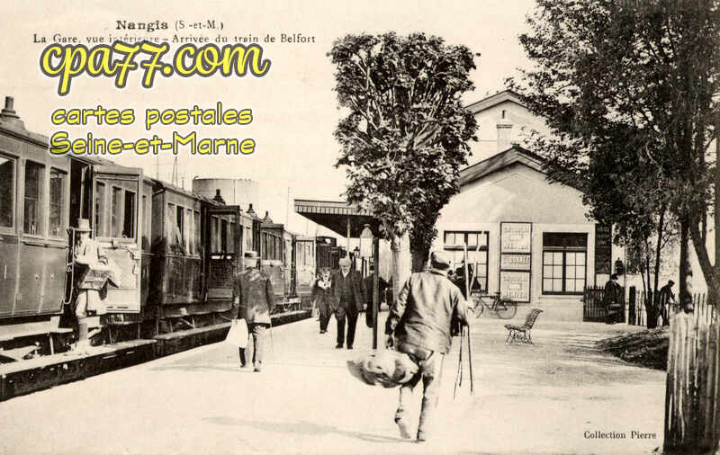 Nangis (Seine-et-Marne) - La Gare, vue intérieure – Arrivée du train de Belfort