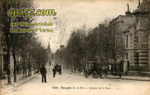 Nangis (Seine-et-Marne) - Avenue de la Gare
