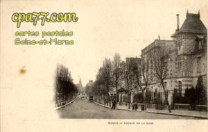 Nangis (Seine-et-Marne) - Avenue de la Gare