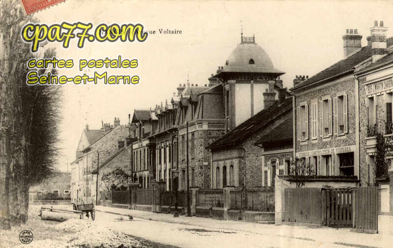 Nangis (Seine-et-Marne) - Avenue Voltaire