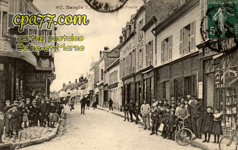 Nangis (Seine-et-Marne) - Rue de la Poterie